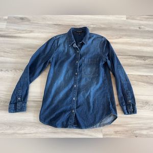 Banana Republic S Denim Button Up Blouse